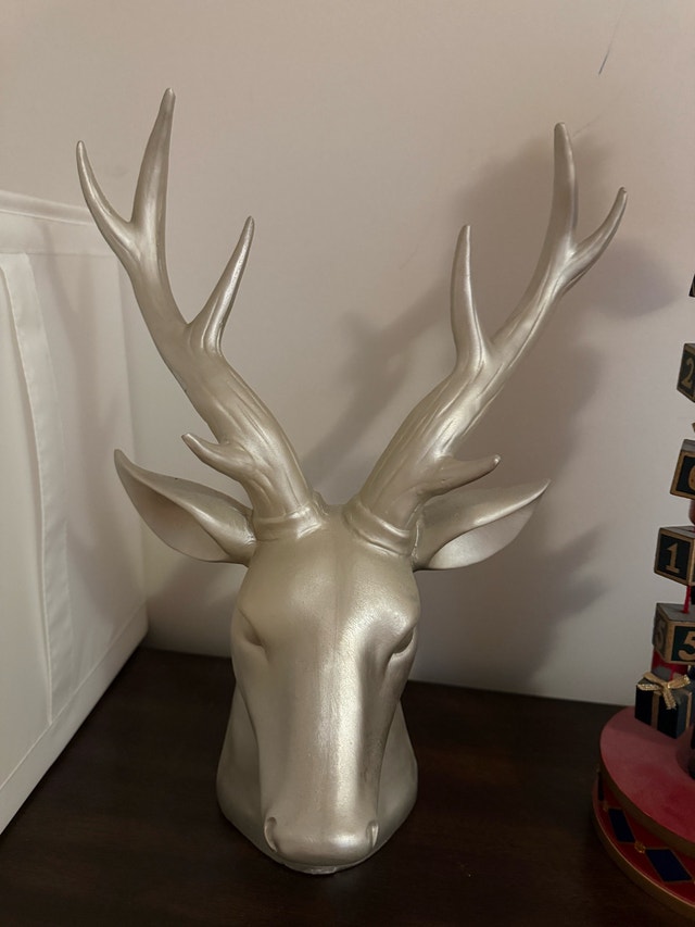 Deer Head Decor