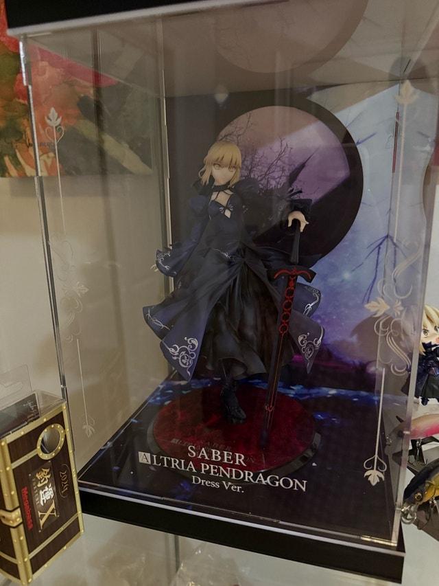 Saber Altria Pendragon: Original English title provided by the s