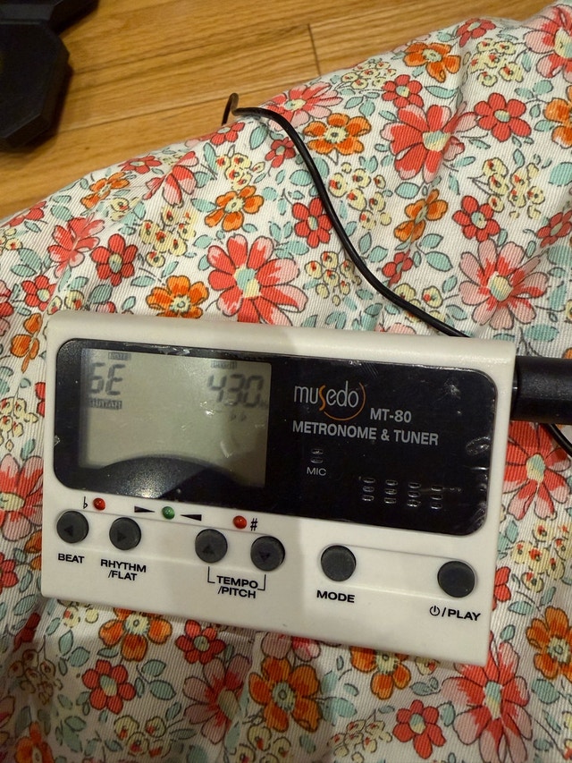 Musedo MT-80 Tuner & Metronome