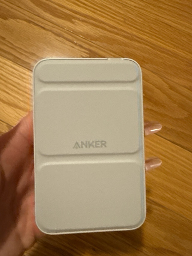 Anker Magnetic Battery