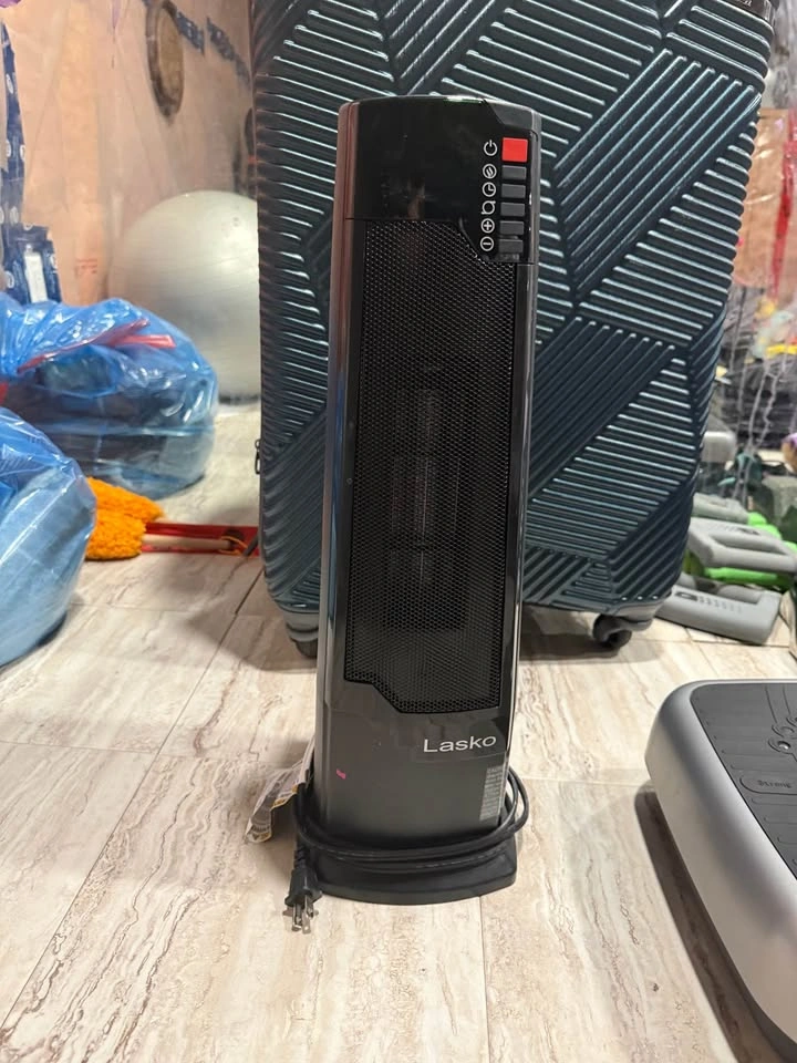 Lasko 1500W Electric Oscillating Ceramic Tower Space Heater with - photo 2