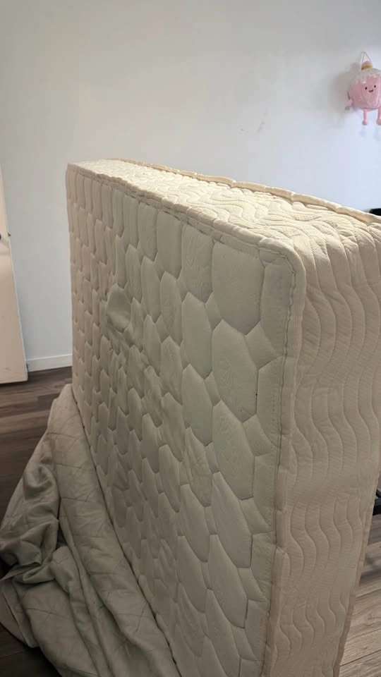 Double mattress. 8 months old - photo 2
