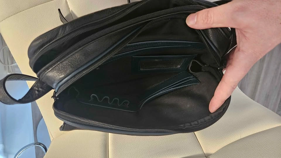Black Leather Shoulder Crossbody Bag - photo 3