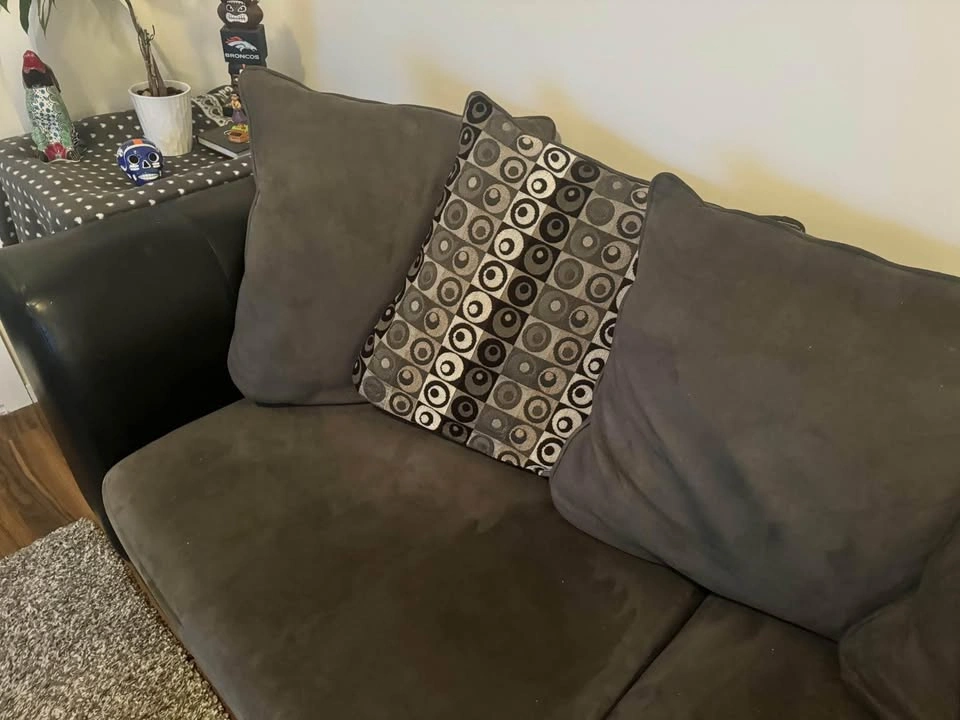 Faux Leather/Microfiber Two Piece Sectional - photo 3
