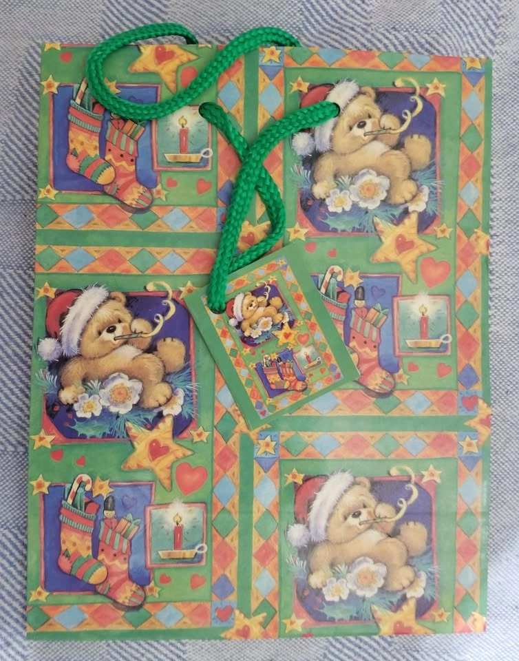 Brand New Medium Christmas Gift Bags - Bundle All 9 for $6 - photo 5
