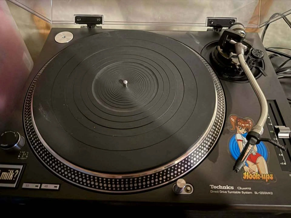 2 Technics SL-1200 MK2 Turntables (Pair, Great Condition) - photo 5