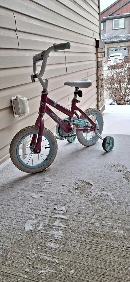 Girls kids bike 12"