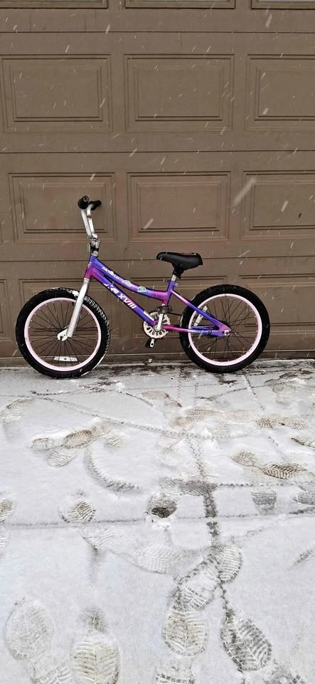 Unisex BMX Bike 18"