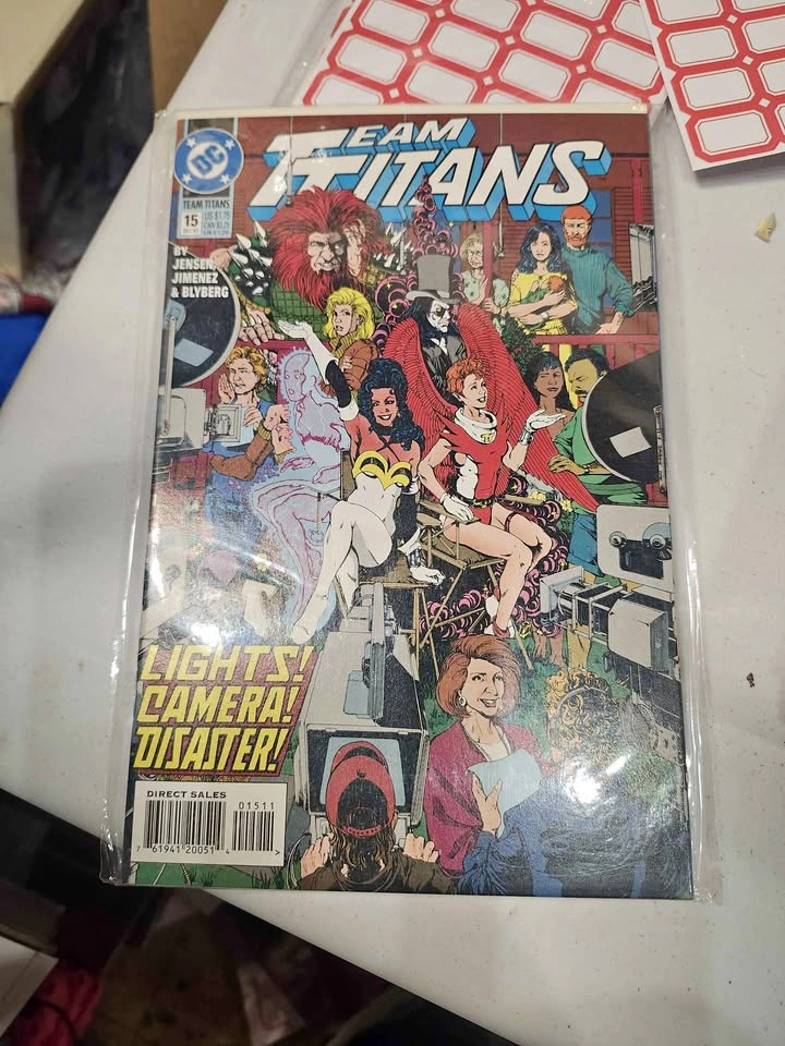 DC Team Titans #15