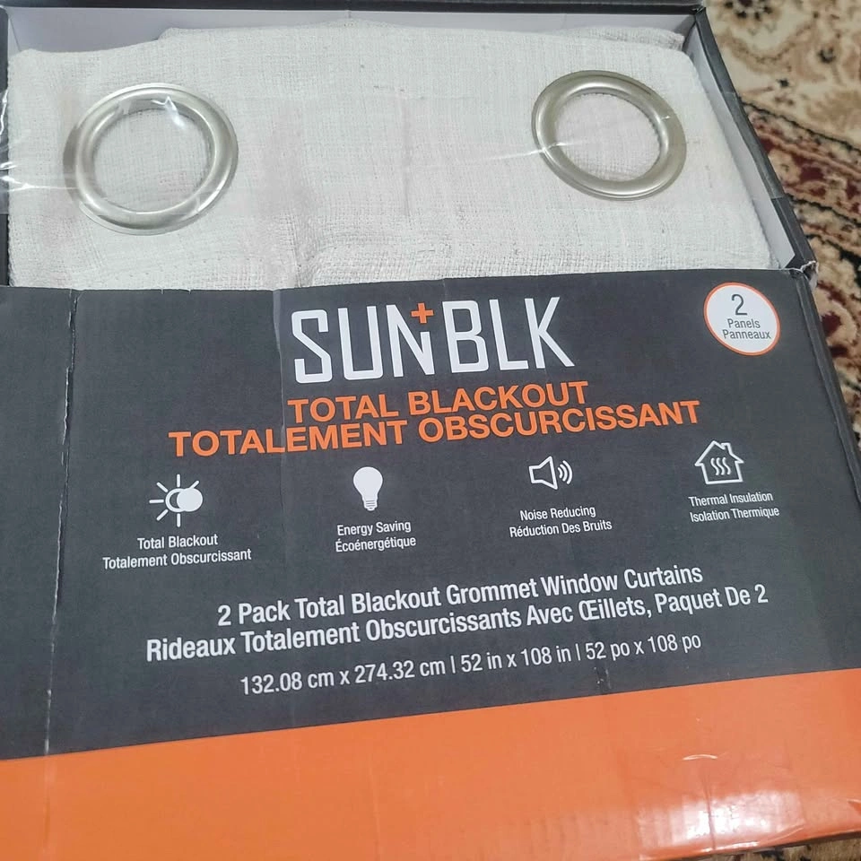 2 Panels Sun+Blk Total Blackout Grommet Curtains - Off White/Bei - photo 2