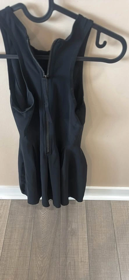 Brand Name Clothing – Make Me an Offer ✨ - photo 5