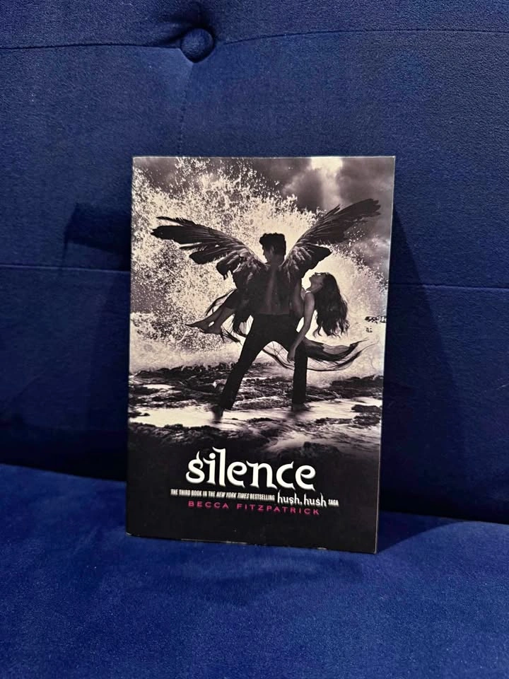 Silence (Hush, Hush Saga)