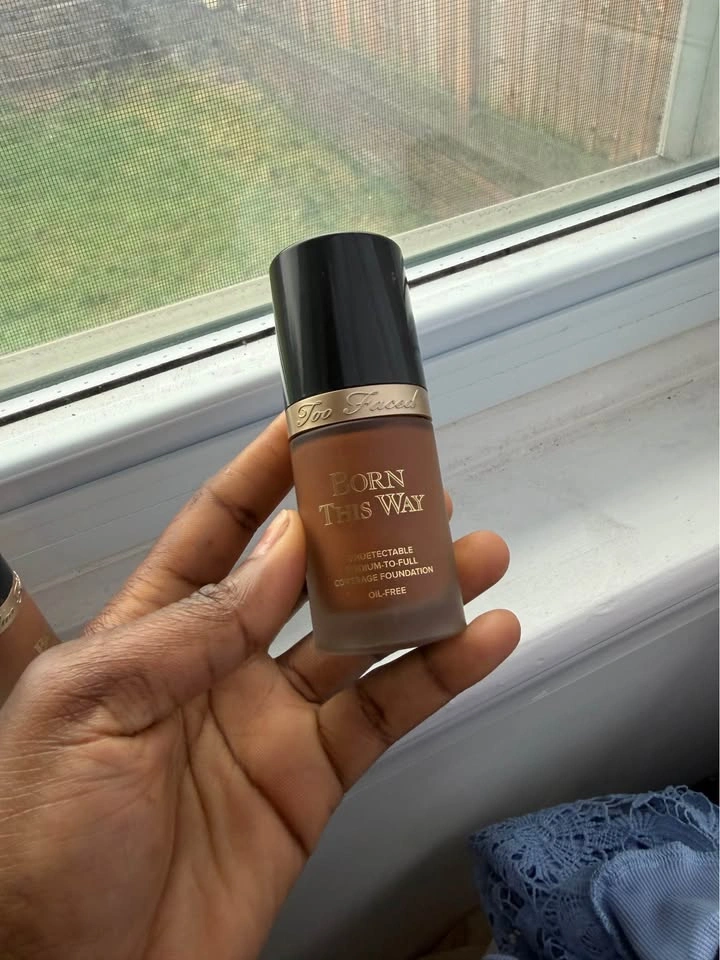 Too Faced Foundation & Concealer - Tiramisu & Caramel - photo 3