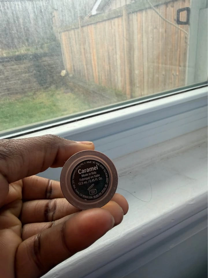 Too Faced Foundation & Concealer - Tiramisu & Caramel - photo 5