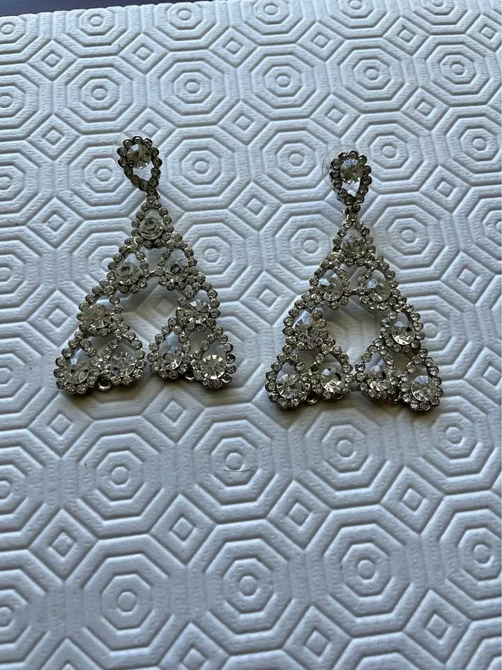 Various Jewellery Pieces $5 each $20 for all thumbnail