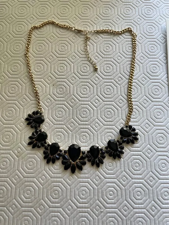 Various Jewellery Pieces $5 each $20 for all thumbnail
