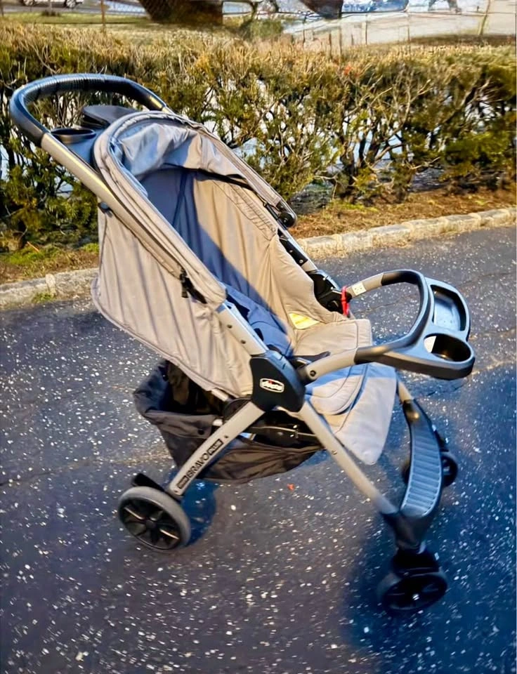 Chicco Stroller - photo 2