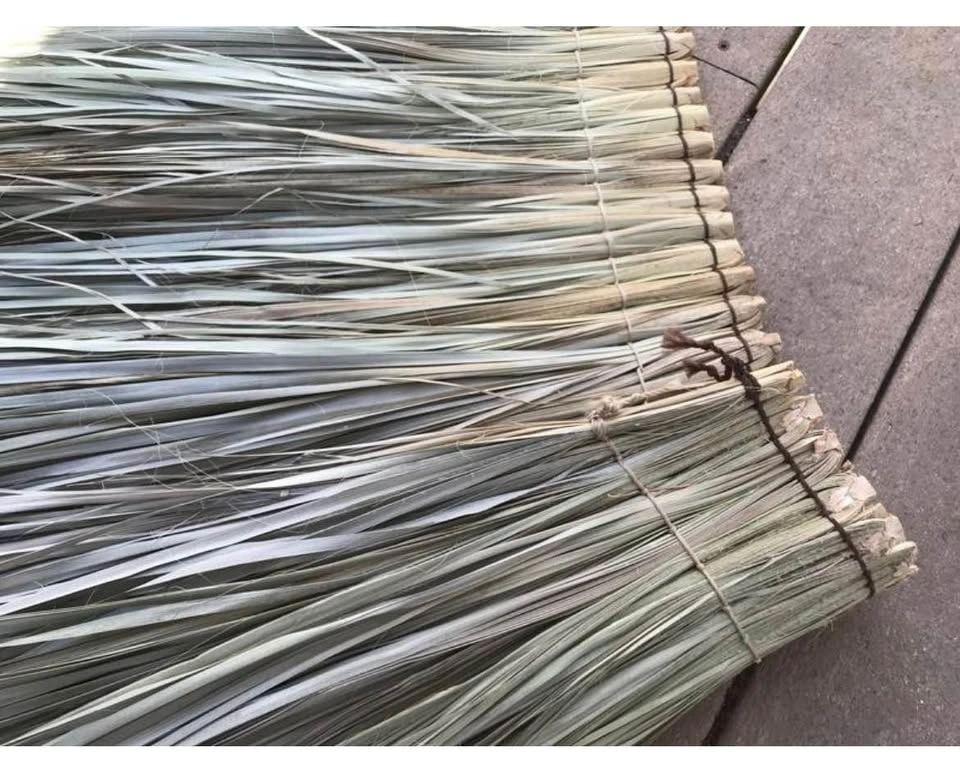 Thatch For Tiki Bar Roof - photo 2