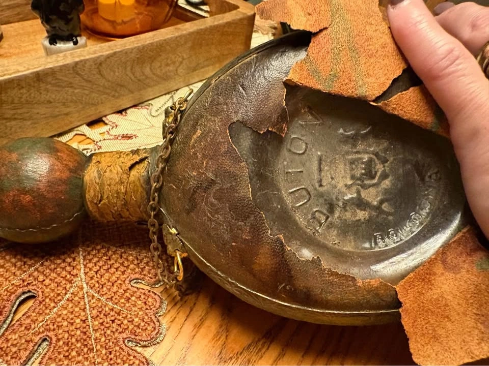 Vintage Italian Leather covered Wine flask. If ad is up it’s ava - photo 5