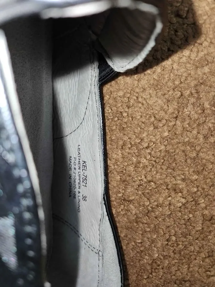 Alegria Nursing shoes size 38 . Ladies size 8. Like new. - photo 3
