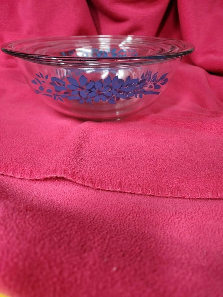 Vintage Pyrex Blue Butterfly Gold Mixing Bowls Set of 3 - photo 2