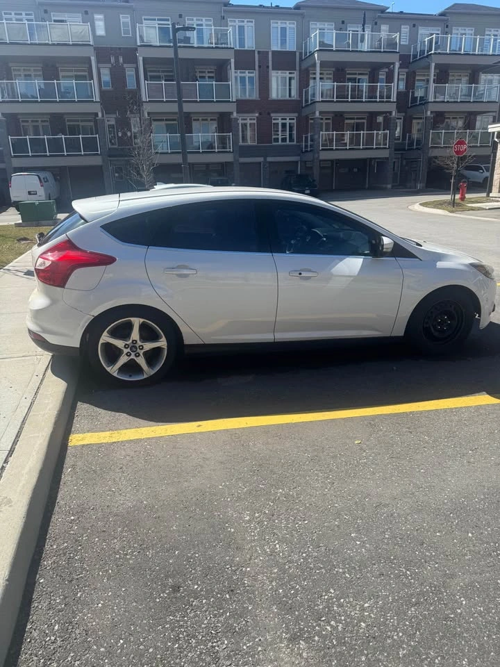 2014 Ford Focus - photo 2