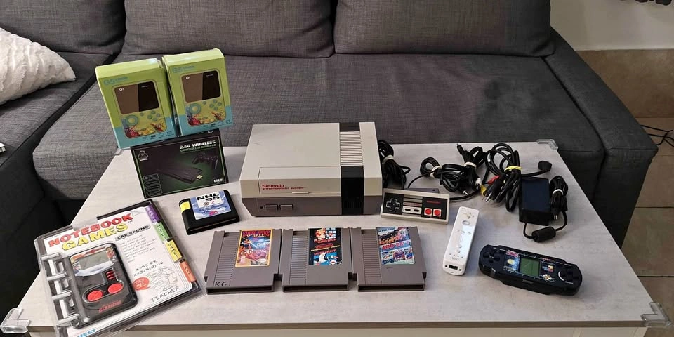 Gaming Lot - NES Console, Handhelds, HDMI Stick & More