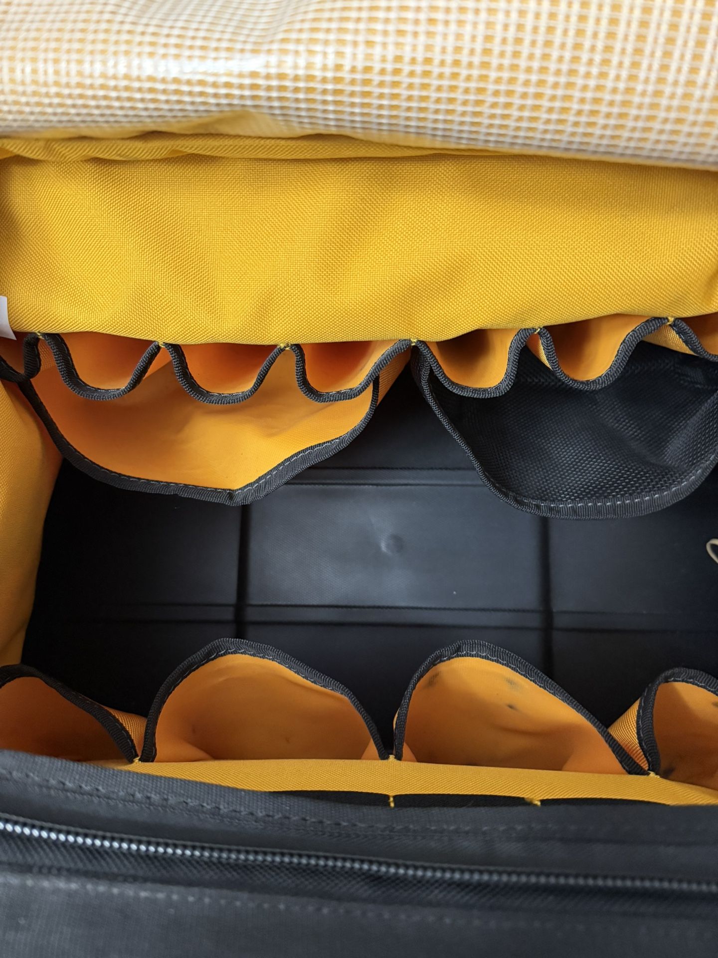 DEWALT TOOL BAG - photo 3
