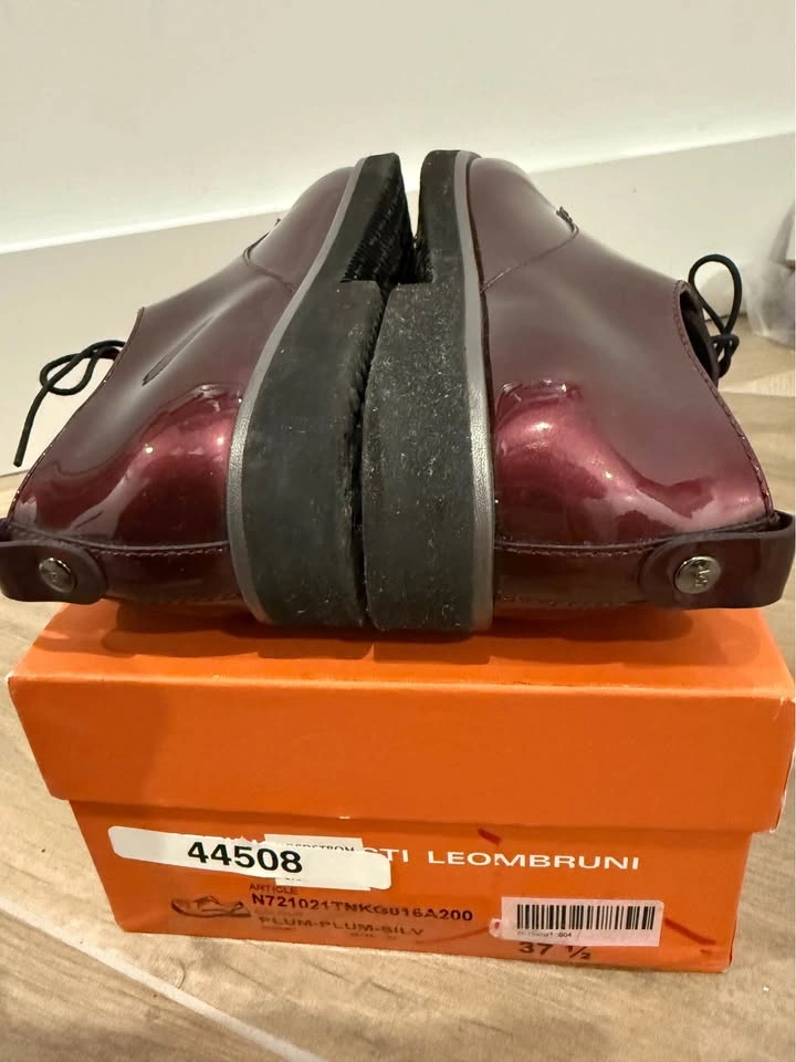 AGL Italy Leombruni Plum Patent Leather Oxfords Size 37.5 (US 7. - photo 4