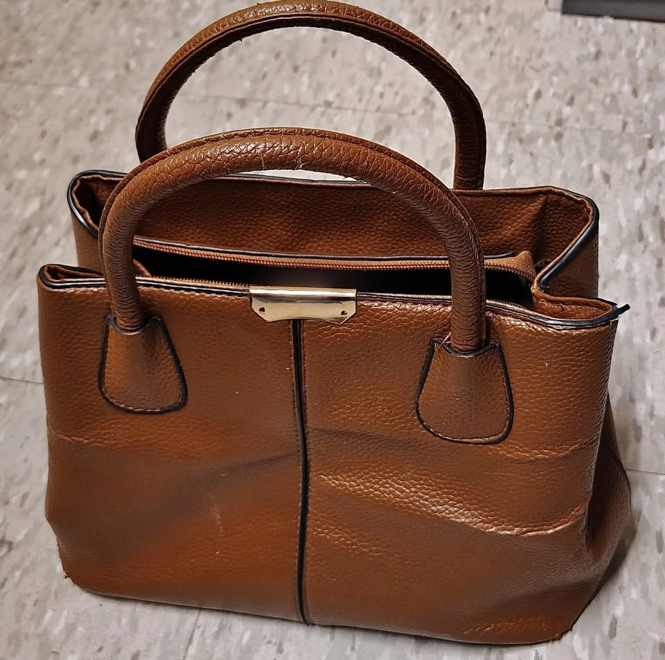 (Unbranded) Brown Structured Handbag – Multi-Compartment Purse