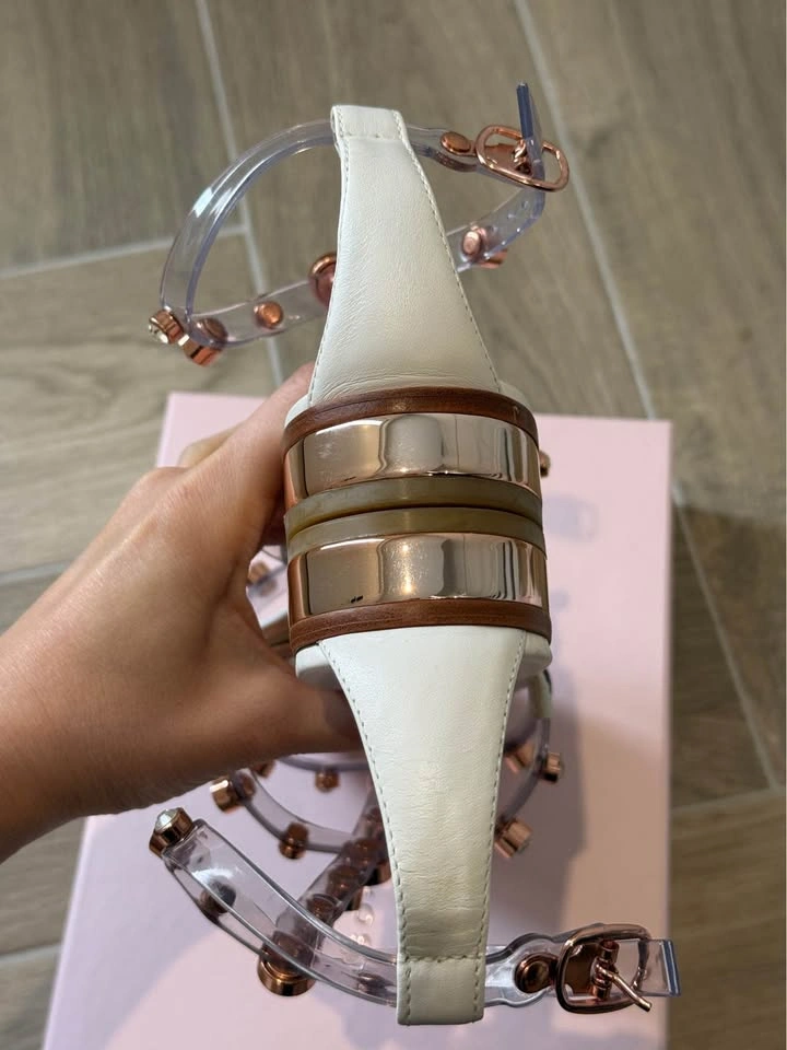 Sophia Webster Dina Crystal Clear Flat Sandals White/Rose Gold S - photo 4