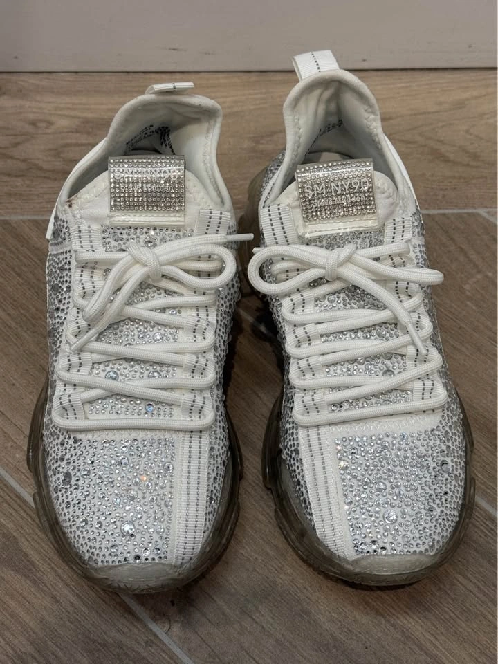 Steve Madden SM NY90 White Rhinestone Sneakers 7.5 - photo 4