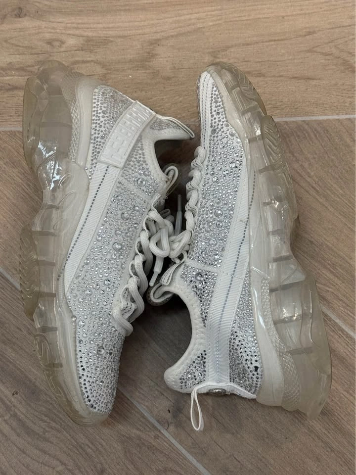 Steve Madden SM NY90 White Rhinestone Sneakers 7.5 - photo 5
