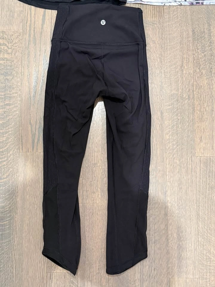 Lululemon Top & Leggings Set - Sz 4 - photo 4