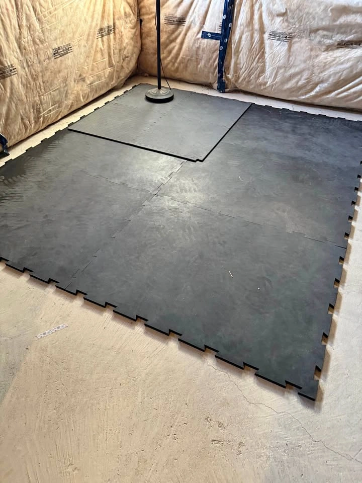 Set of 6 Heavy Duty 4x3 Rubber Gym Mats / Stall Mats
