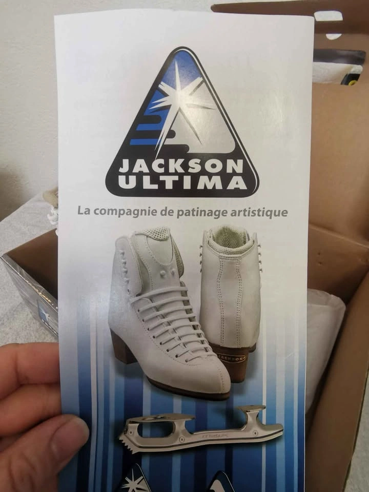 Jackson Mystique Figure Skates - Learn to Skate Size 1 - photo 5