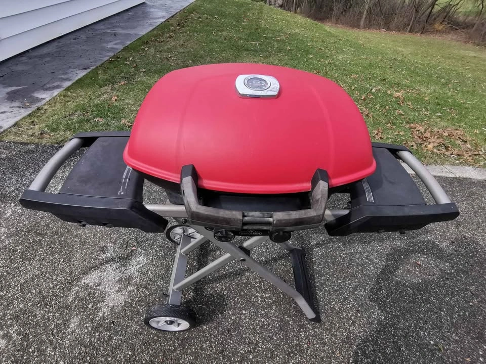 Napoleon TravelQ 285 Portable Gas BBQ Grill - photo 3