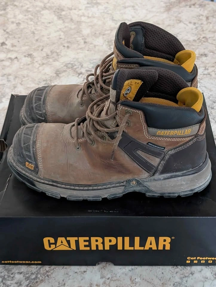 Caterpillar Work Boots - Size 10 Wide - photo 4