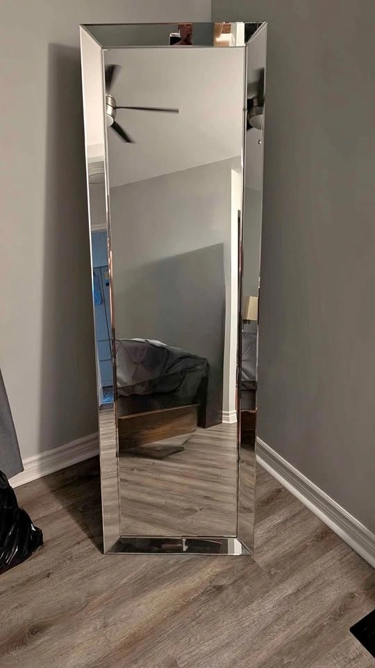 Self Standing/Wall Mount Mirror