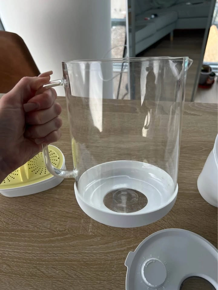 Glass Waterdrop Water Filter Pitcher - photo 3