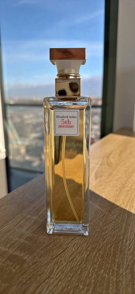Elizabeth Arden 5th Avenue Perfume