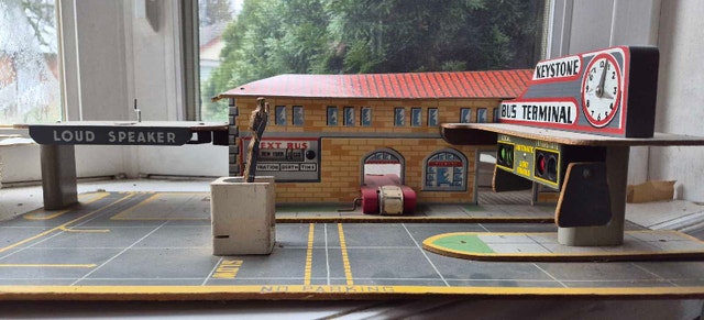 Vintage Keystone Bus Terminal Toy - photo 2