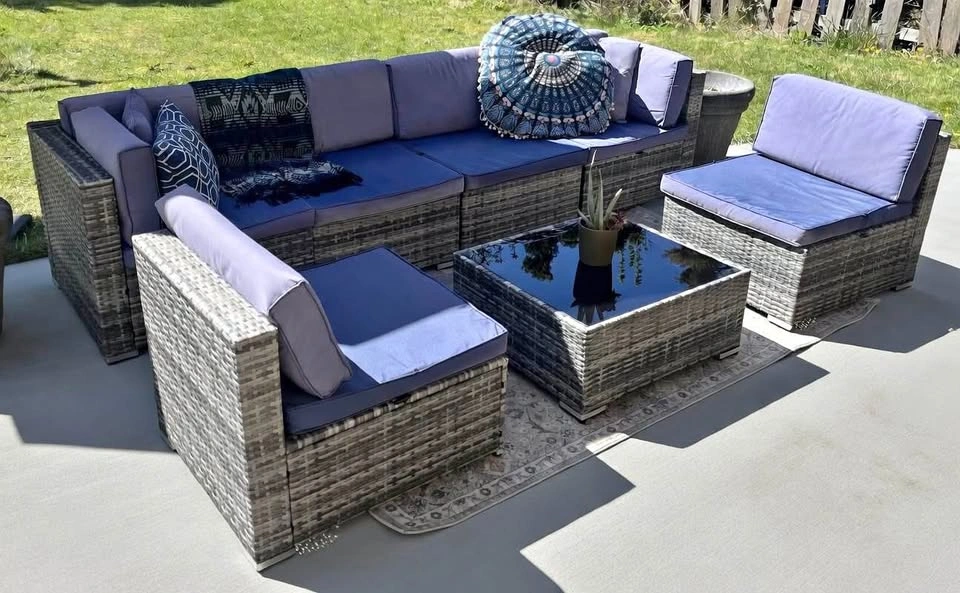 Large Outsunny Modular Outdoor Sectional + Coffee Table + Chairs