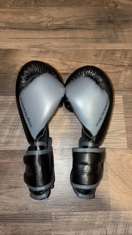 Everlast Powerlock Training Gloves – Like New - photo 2
