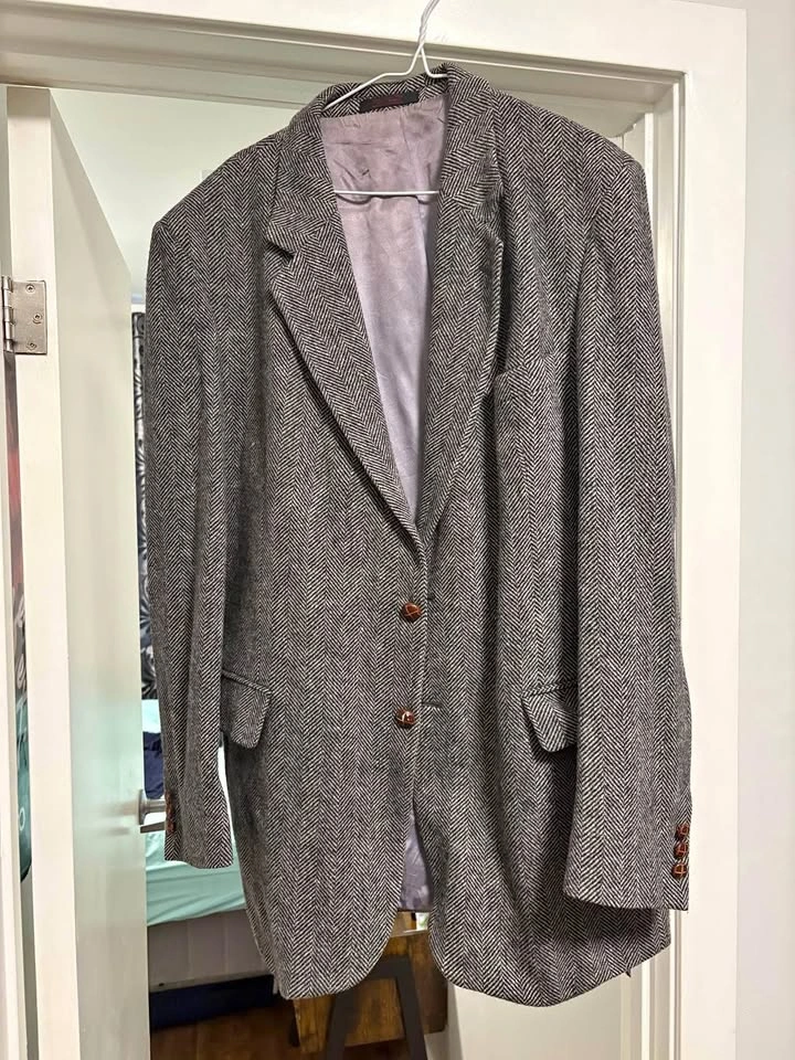 Boston’s Traders Men Blazer XL