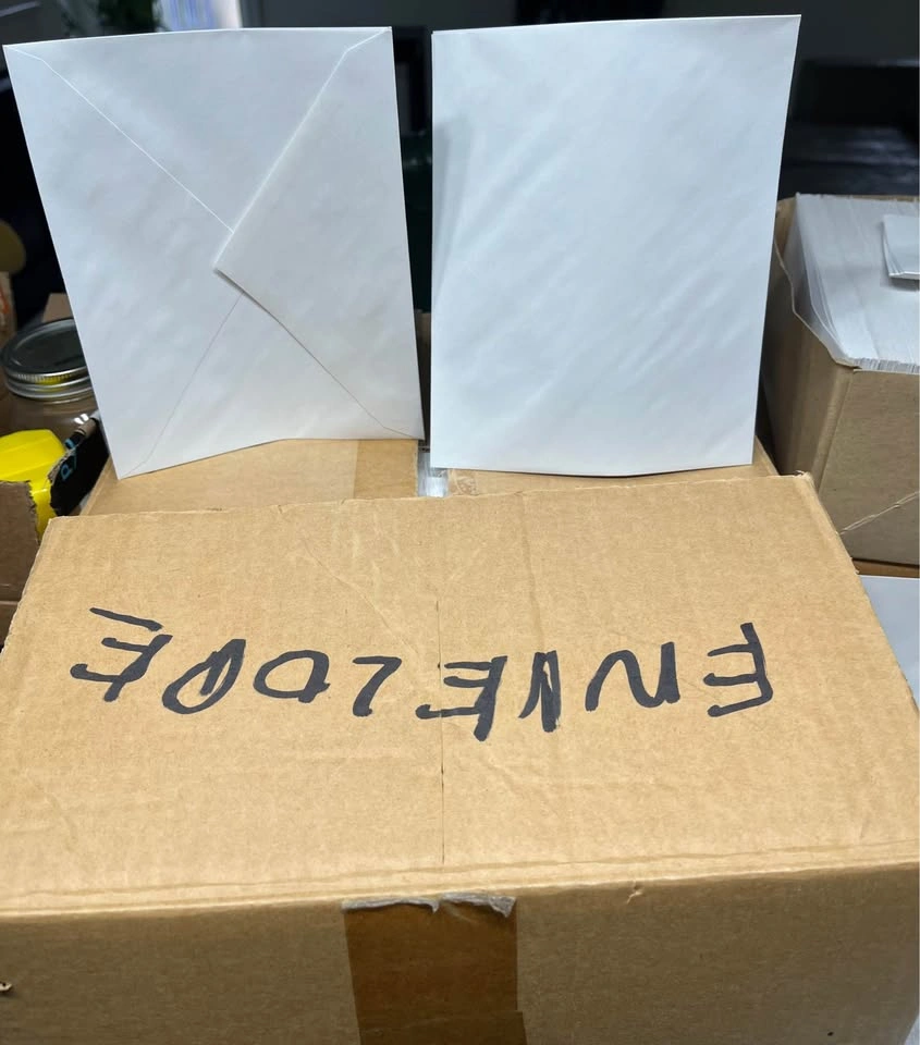 White envelopes different sizes - photo 3
