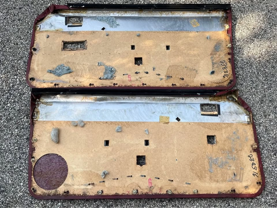 Pair of Foxbody Mustang door Panels - photo 2