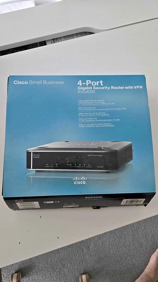 Cisco RVS4000 4-Port Gigabit VPN Security Router - New