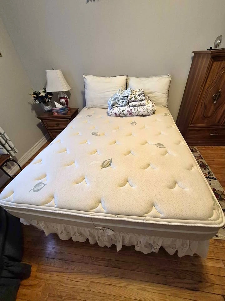 Mattress, Box Spring and Frame Bed Set 135cm x 190cm