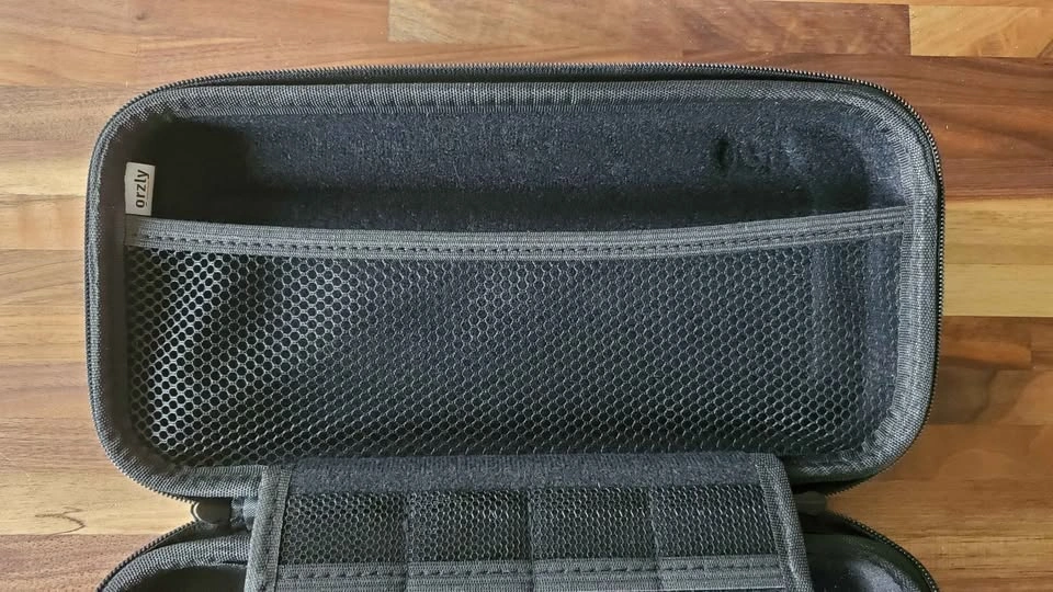 Nintendo Switch Carrying Case - Black - Orzly Brand - photo 3
